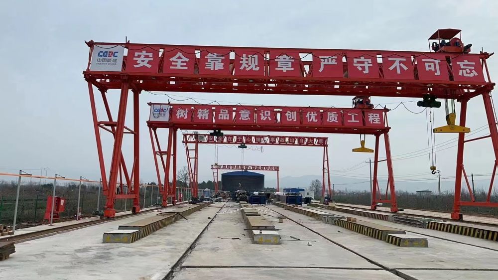 提梁机、提梁门式起重机、梁场龙门吊厂家报价