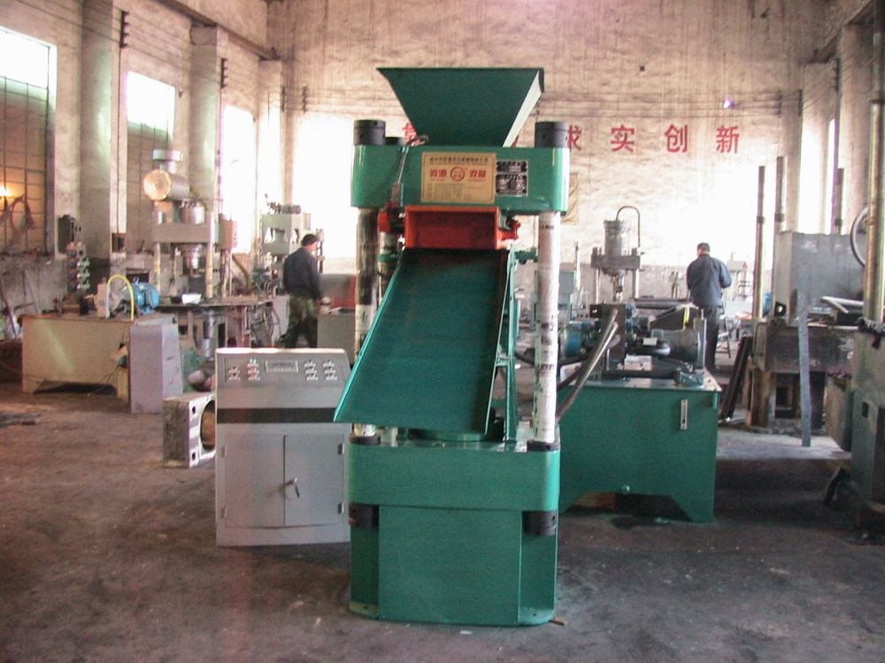 崇明县液压焦煤焦末压块机Y液压系统的应用特点