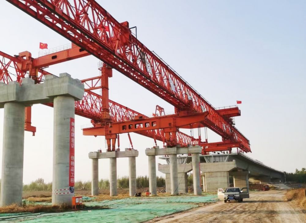 黑龙江起重机厂家、架桥机生产制造、架桥机安装维修、租赁